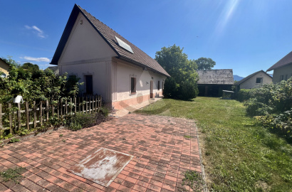 House for sale, Ležiachov