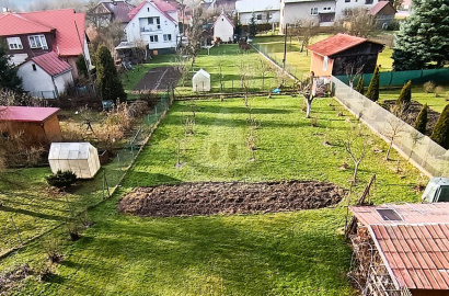 Pozemok vhodný na výstavbu rodinného domu/590 m2/, Čadca - Staškov