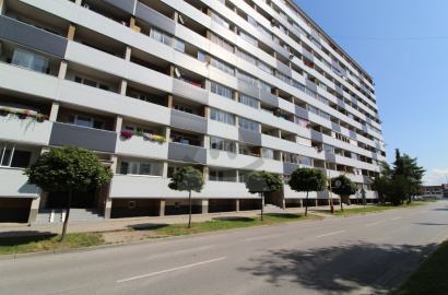 Predaj 2-izbového bytu po kompletnej rekonštrukcii – 67,51 m2, Ružomberok, Bystrická cesta Predaj 2-izbového bytu po kompletnej rekonštrukcii – 67,51 m2, Ružomberok, Bystrická cesta