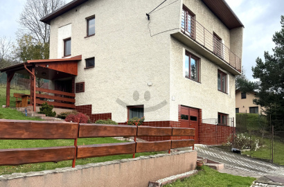Tehlový rodinný dom so záhradou /828 m2/, Čadca - Turzovka Tehlový rodinný dom so záhradou /828 m2/, Čadca - Turzovka